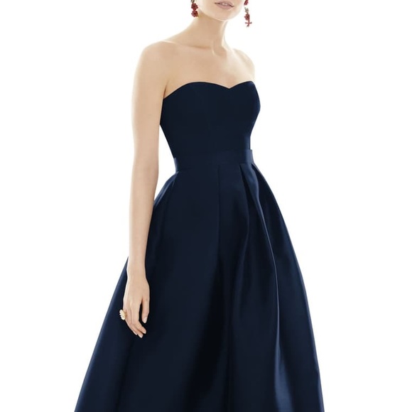 Alfred Sung Midnight Blue Gown - Picture 1 of 4